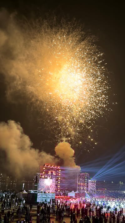 Bắn Pháo Hoa Giao Thừa Tết Bính Ngọ 2026 — Hồ Xuân Hương, Đà Lạt